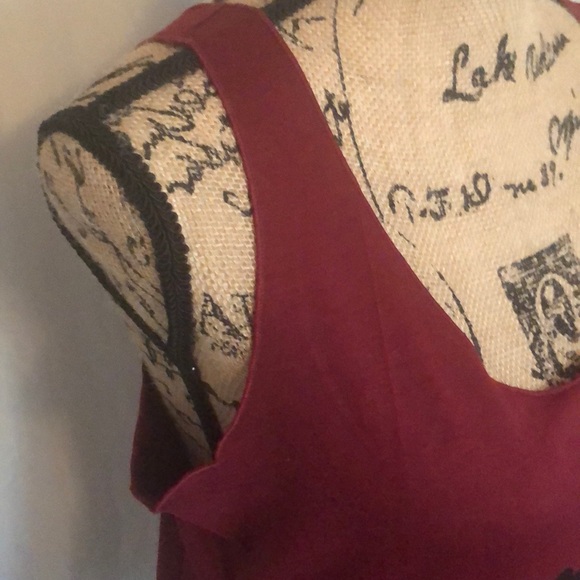 🆕 Pour Me Wine O-Neck Tank - Picture 5 of 7